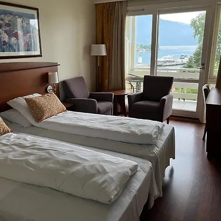 Fjordhotel 4* ローセンダール