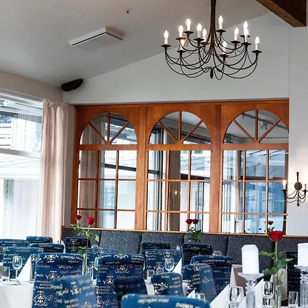 Fjordhotel 4* ローセンダール