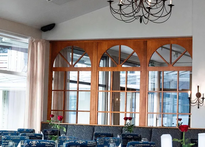 Fjordhotel 4* ローセンダール